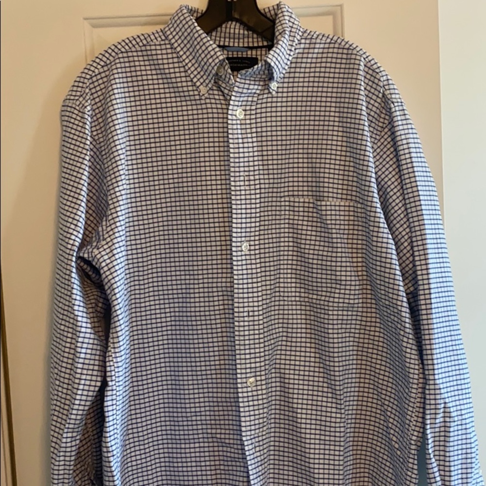 Men’s M blue/white button down